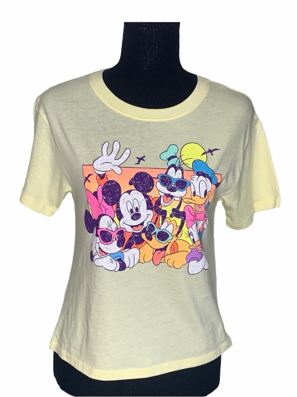 Disney‎ Yellow Mickey & Friends Graphic Tee Size Large (W-S/M)